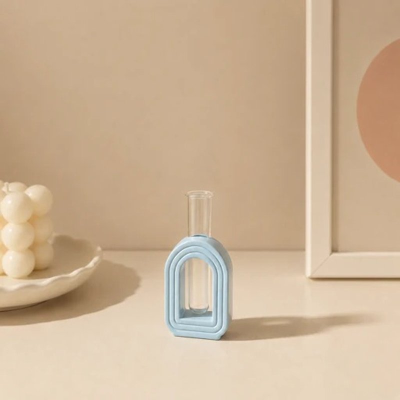 Arched Hydroponic Vase with Test Tube