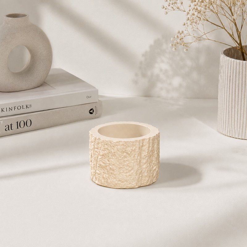 Bark Texture Pot