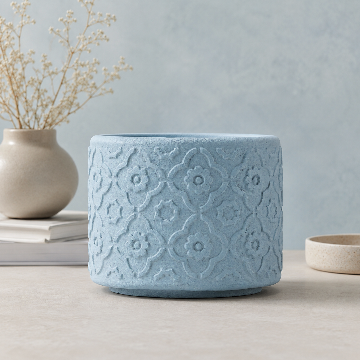 Floral Pattern Pot