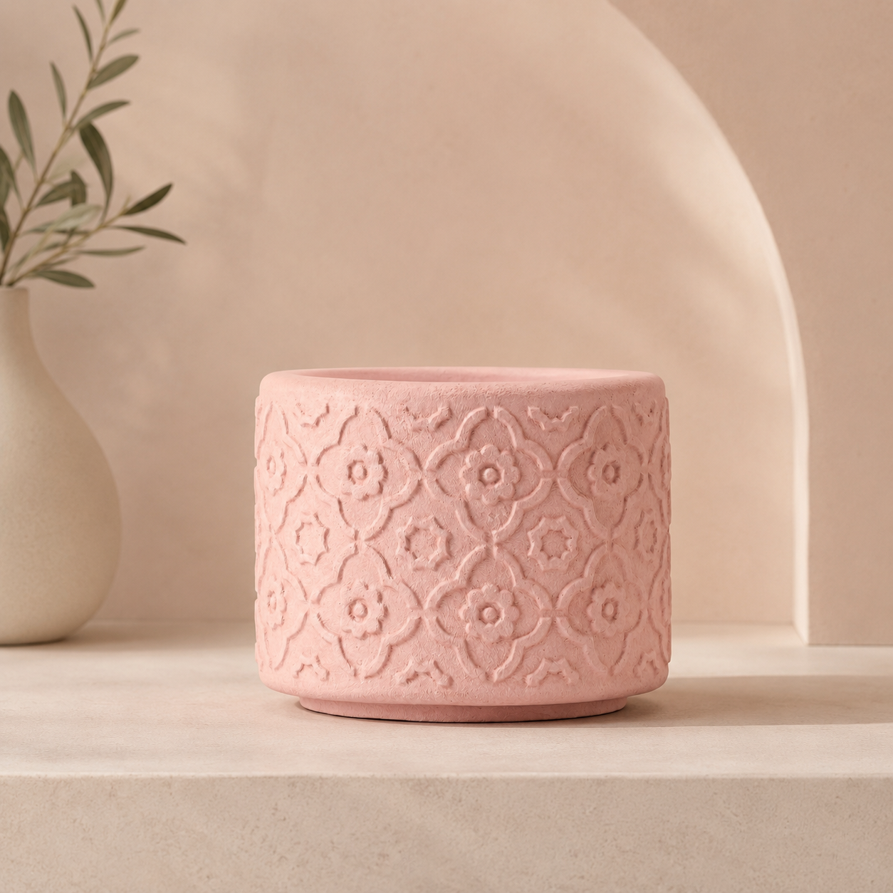 Floral Pattern Pot