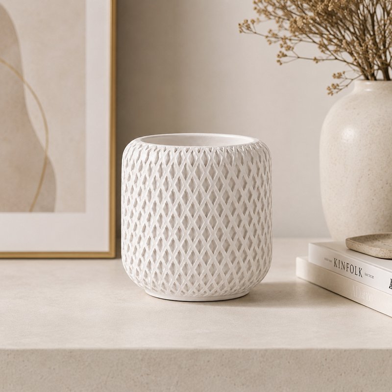 Mesh Pattern Pot